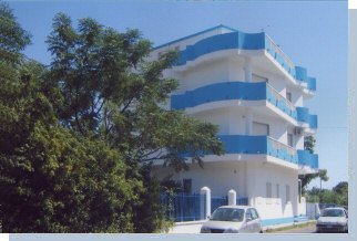 Cir� Marina